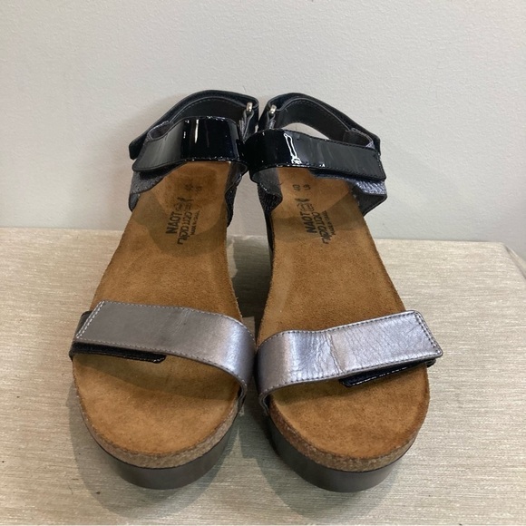 NAOT Sz 40 Alpha Anatomic Footbed Suede Wrap Hook & Loop Closures Rivets Sandals - Picture 8 of 15